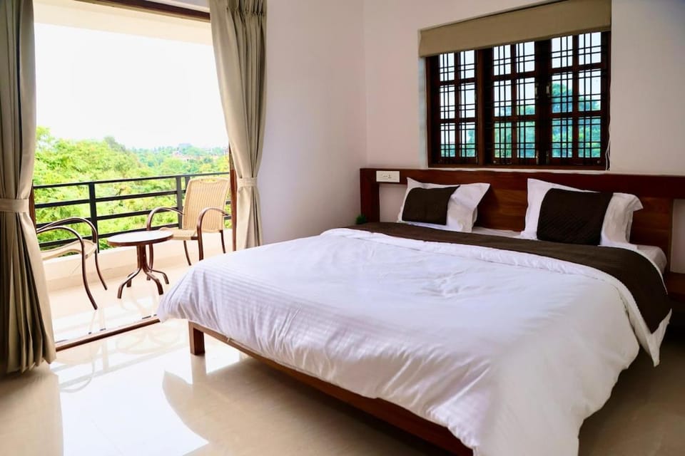 2BHK With Pool FullyFurnished Apartment in Goa, India