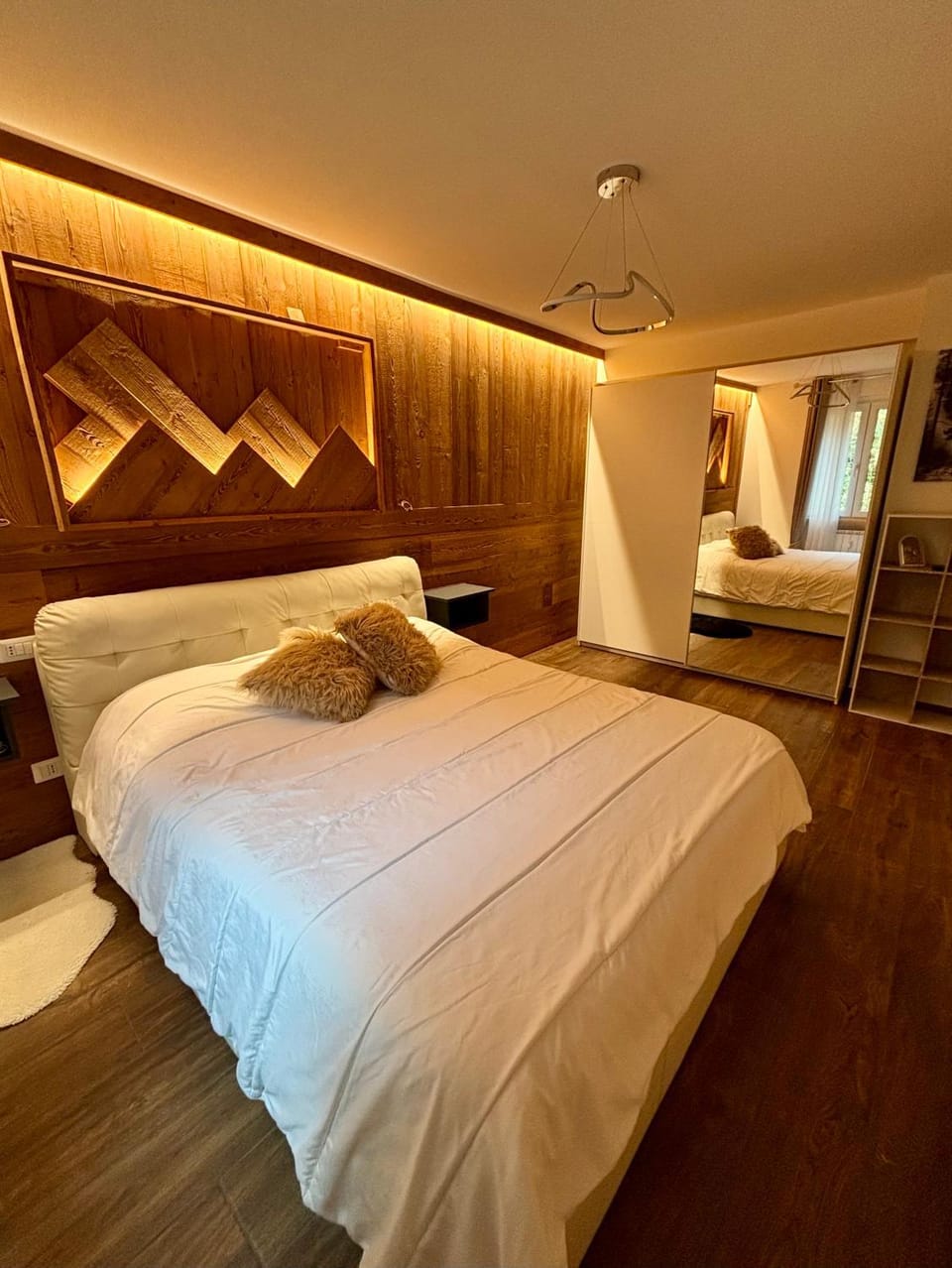 Bed, Photo of the whole room, Bedroom, wardrobe