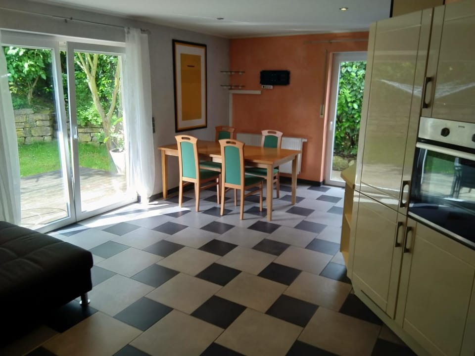 Appartement Rdc Apartment in Trier-Saarburg