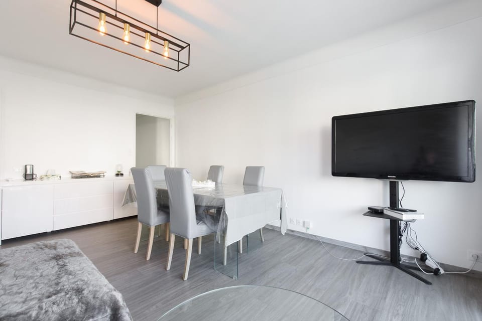 BLUE SERENITY CANNES 6p Apartment in Cannes