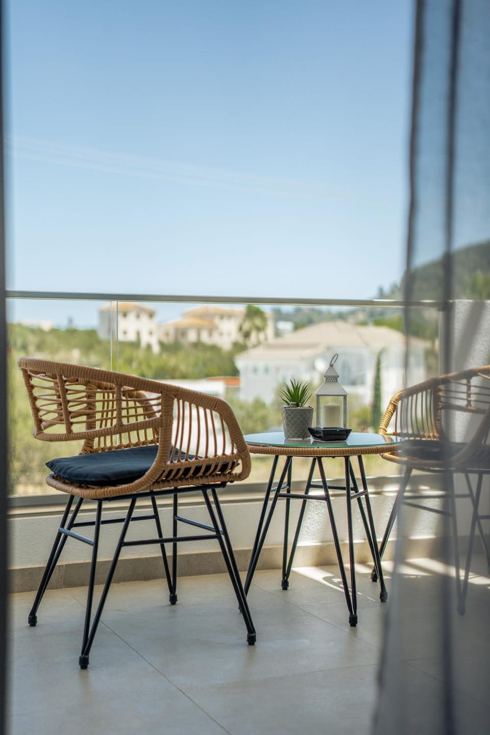 Phōs, Light Modern Living Apartment in Zakynthos, Greece