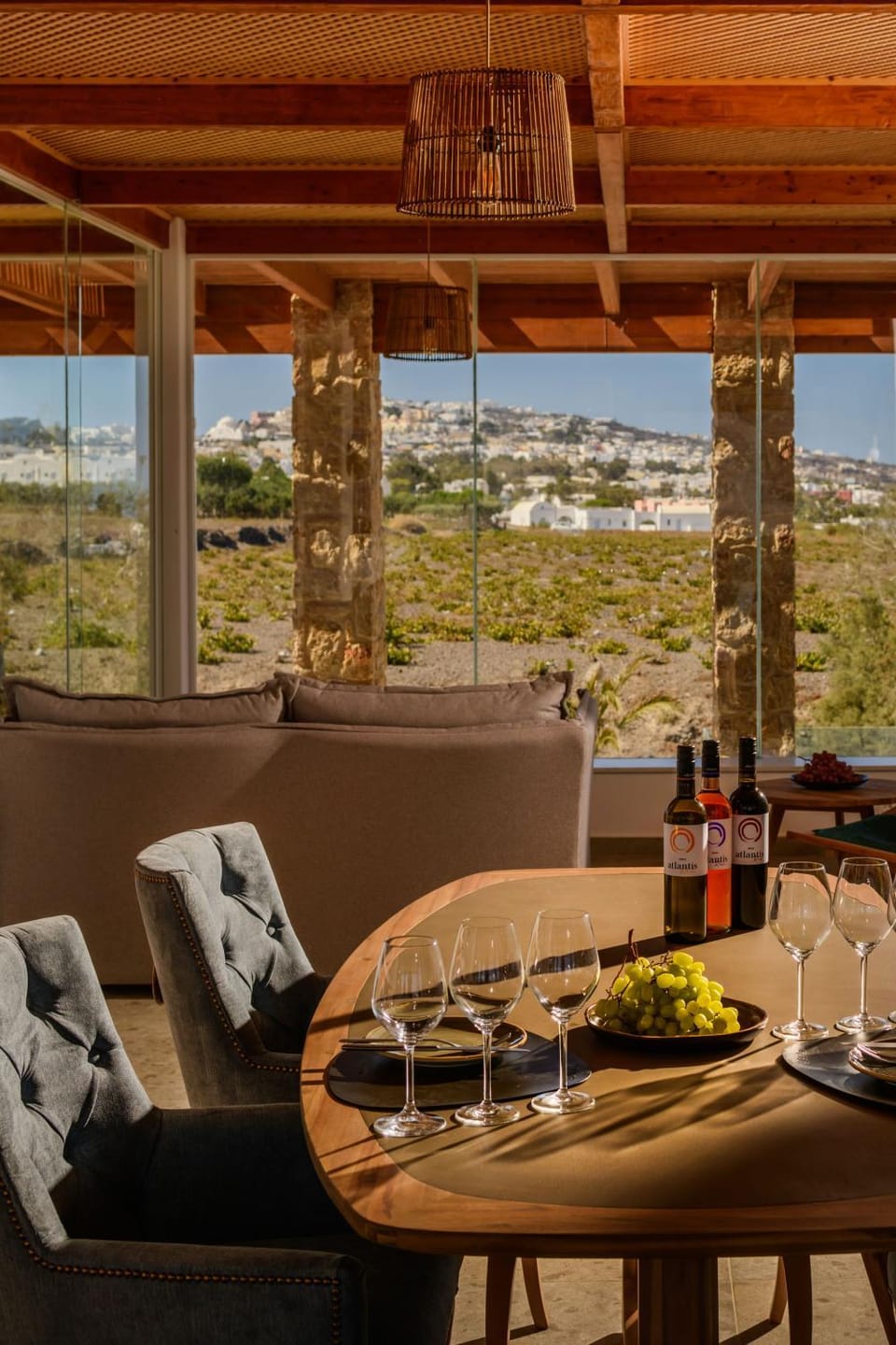 Restaurant/places to eat, View (from property/room), Lounge or bar, City view