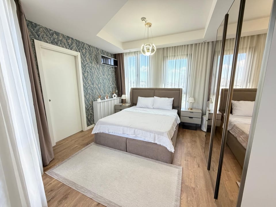 91 sqm luxury apartment with double view Apartment in Istanbul