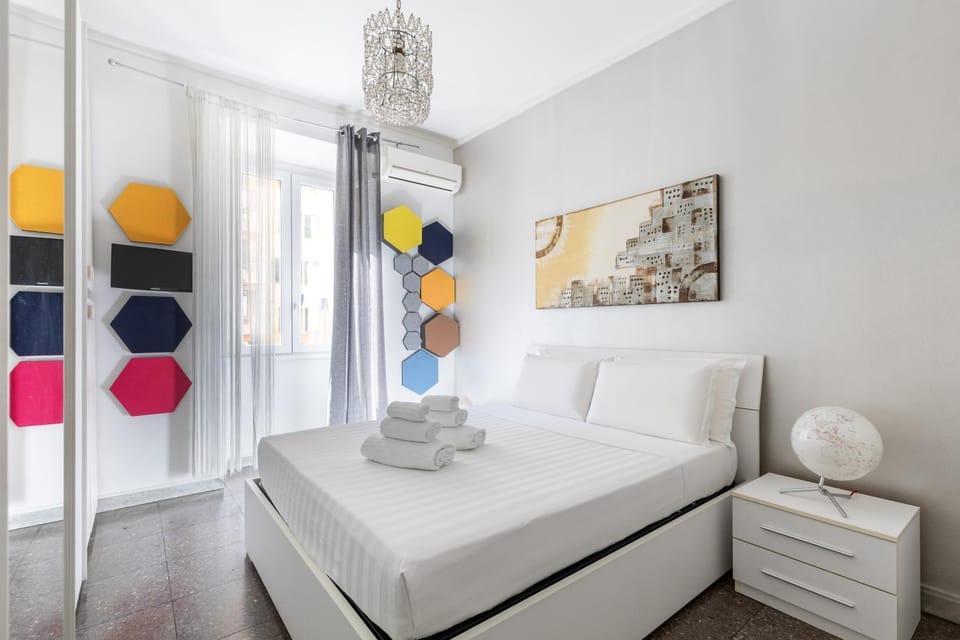 Bed, Photo of the whole room, Bedroom, air conditioner