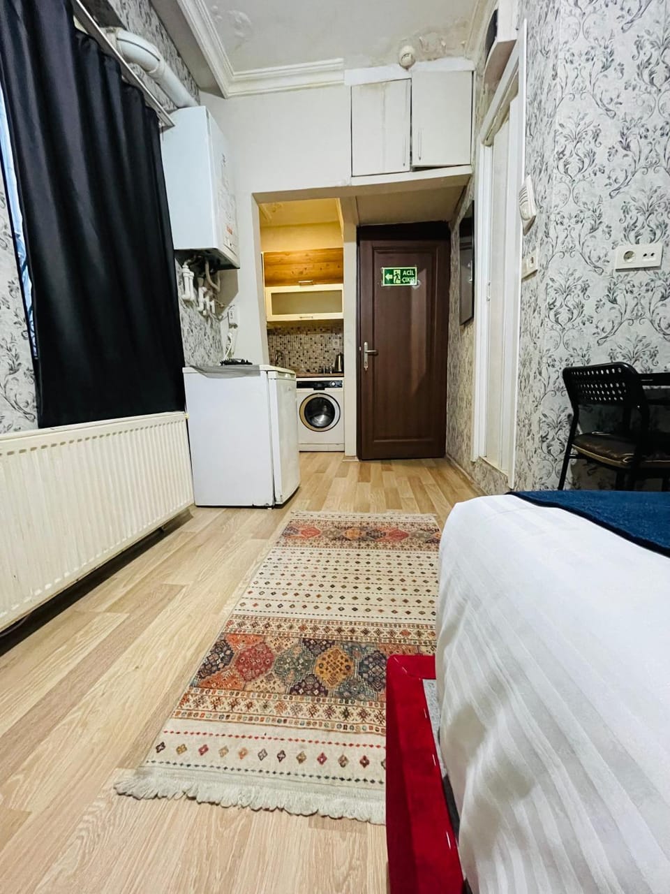 Bed, Kitchen or kitchenette, Photo of the whole room, Bedroom, pet friendly