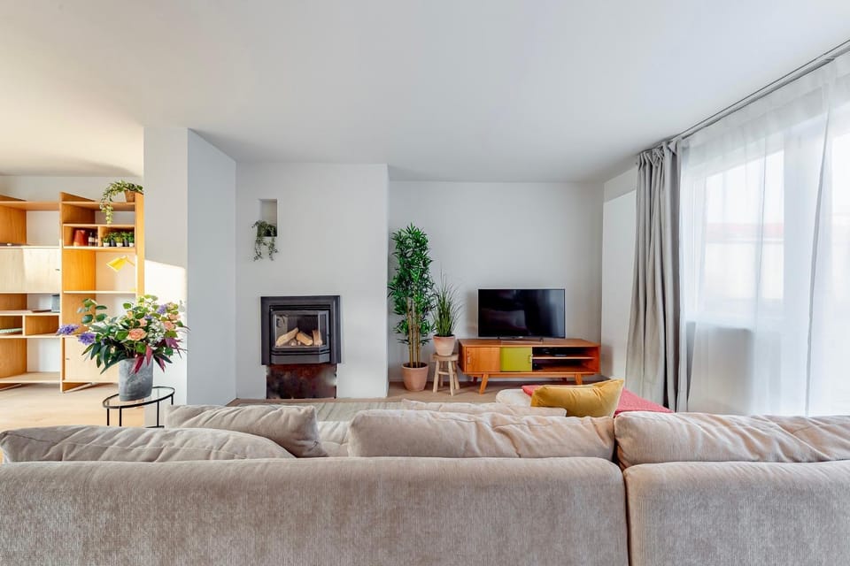 TV and multimedia, Living room