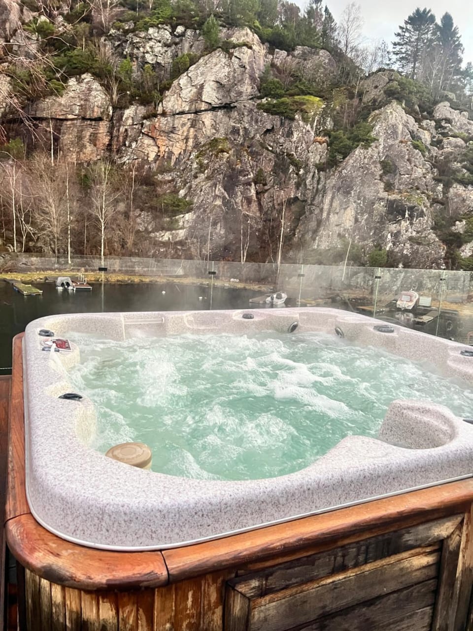 Day, Natural landscape, Hot Tub