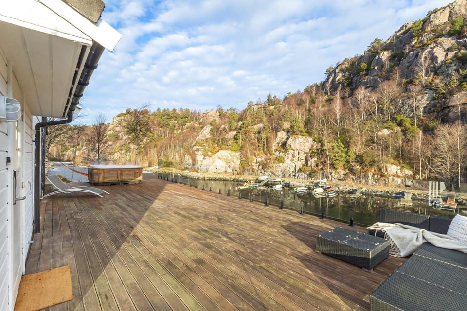 Balcony/Terrace, Balcony/Terrace, Mountain view