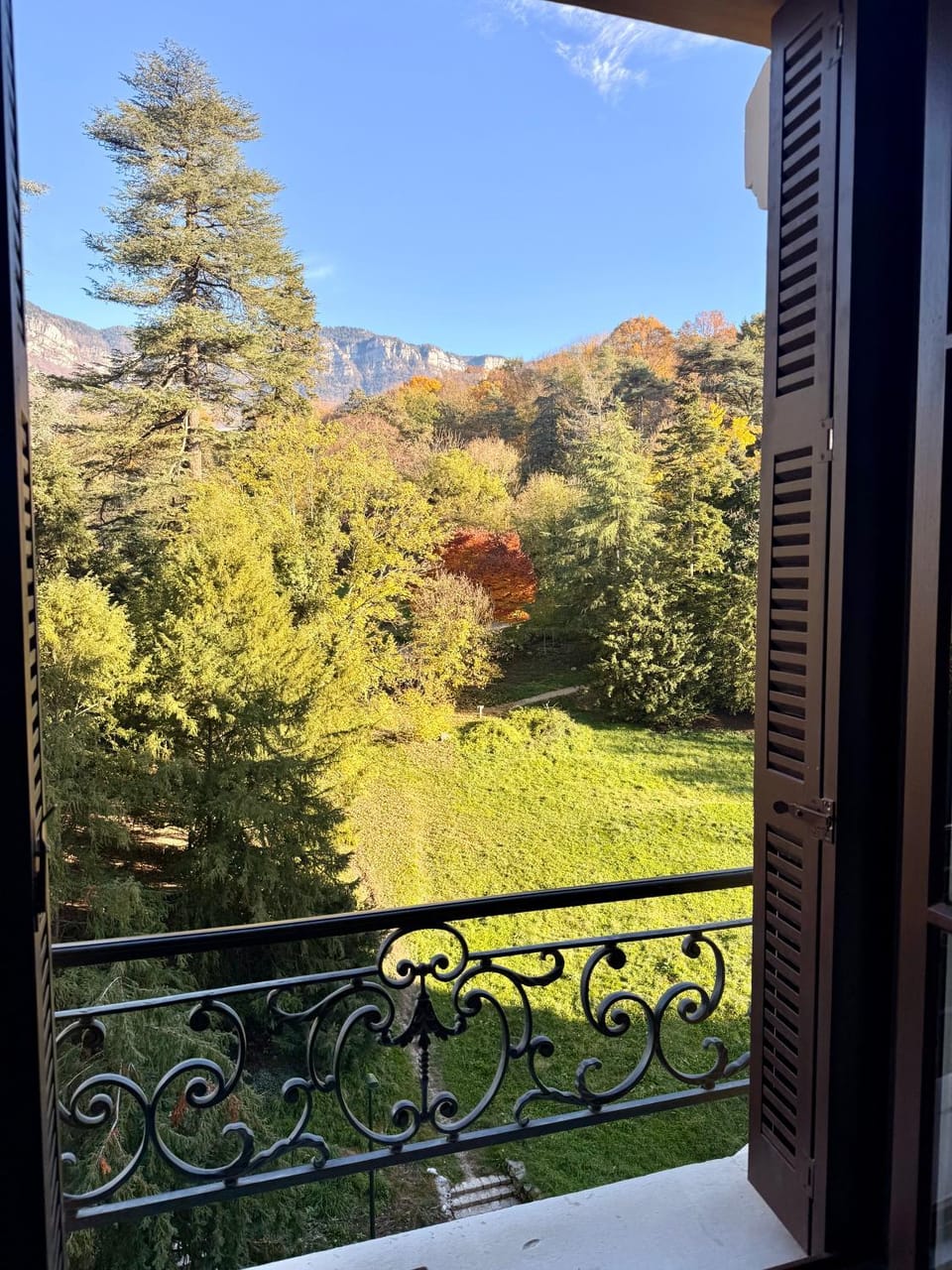 View (from property/room), Mountain view