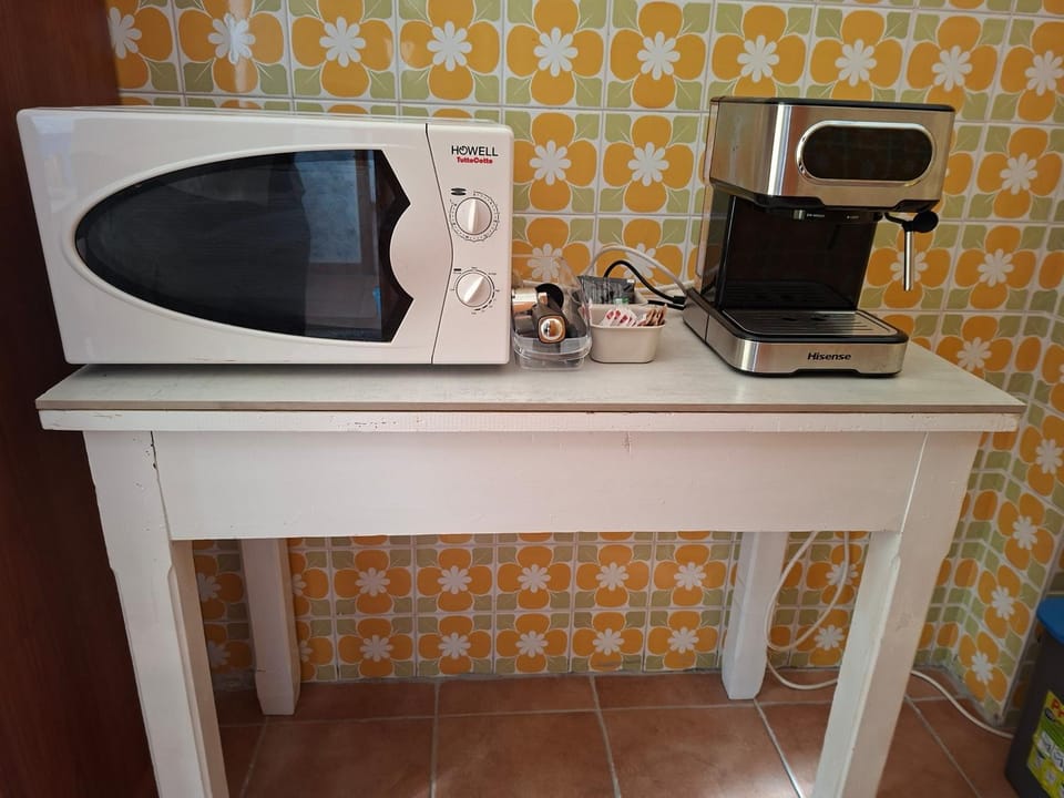 Coffee/tea facilities, Kitchen or kitchenette, minibar