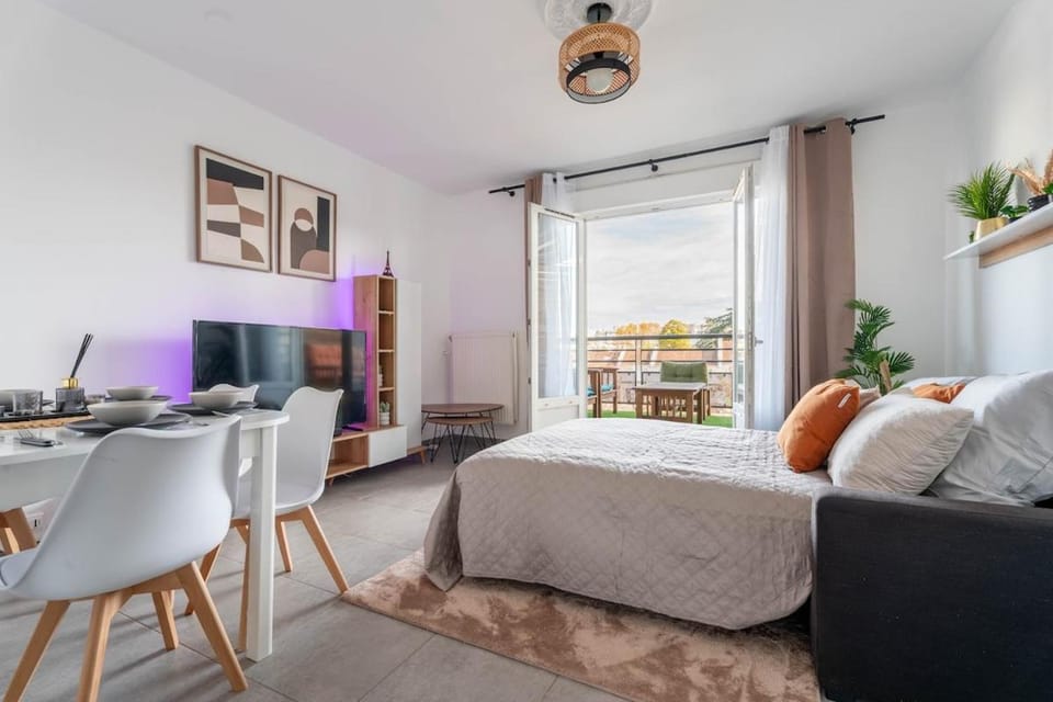 L'Excellent - Grand Cinema - Grand Marché - Netflix Apartment in Auvergne-Rhône-Alpes