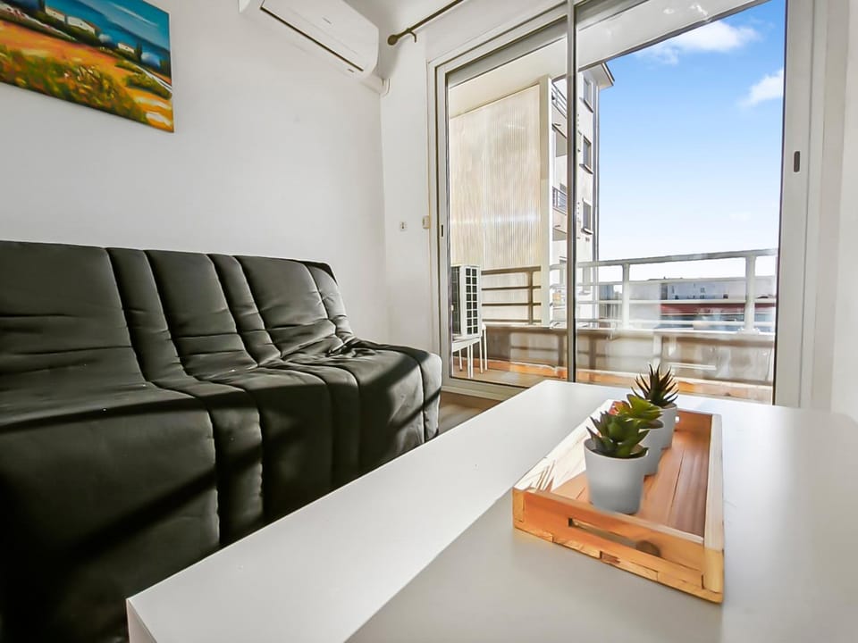 View (from property/room), Balcony/Terrace, Living room, Seating area