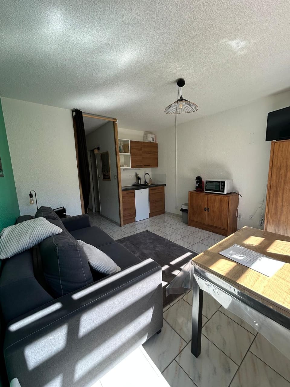 Kitchen or kitchenette, Seating area