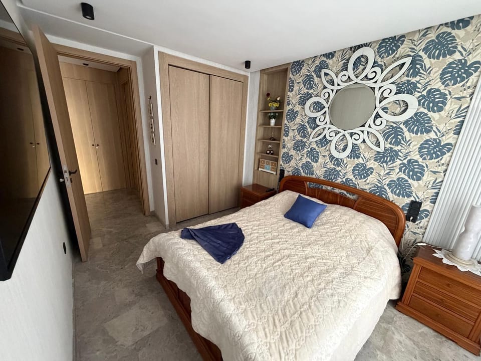 Bed, Photo of the whole room, Bedroom, wardrobe