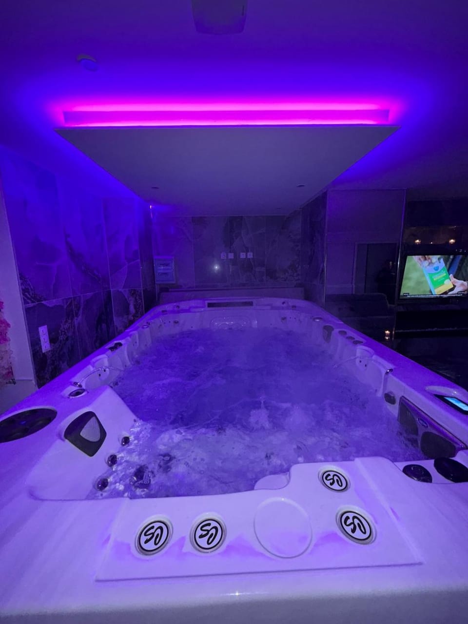 Hot Tub