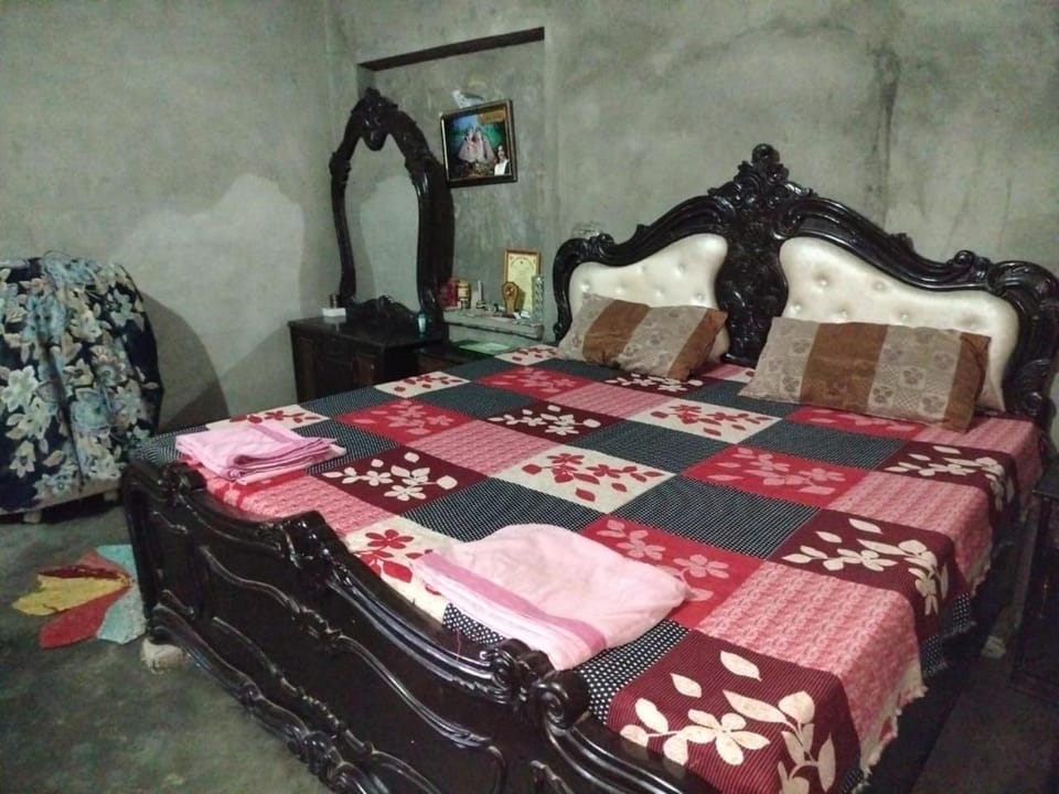 Raghunandan Homestay Vacation rental in Uttar Pradesh