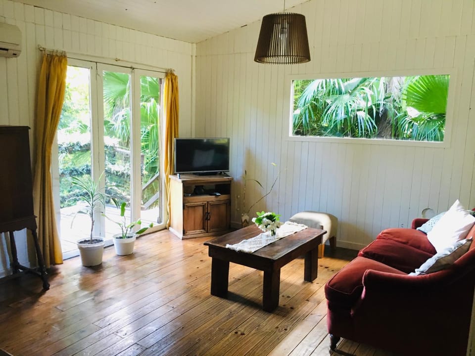 Verde Lujan Delta House in Rincón de Milberg