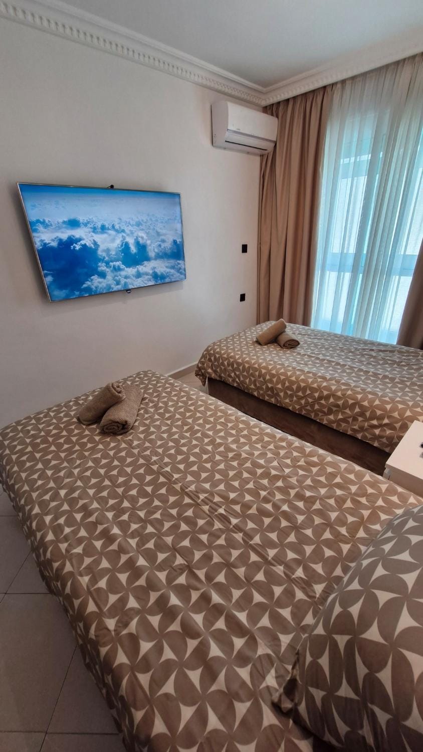 North Cozy Stays Modern 3 Chambres Appartement à Tanger Centre ville Apartment in Tangier