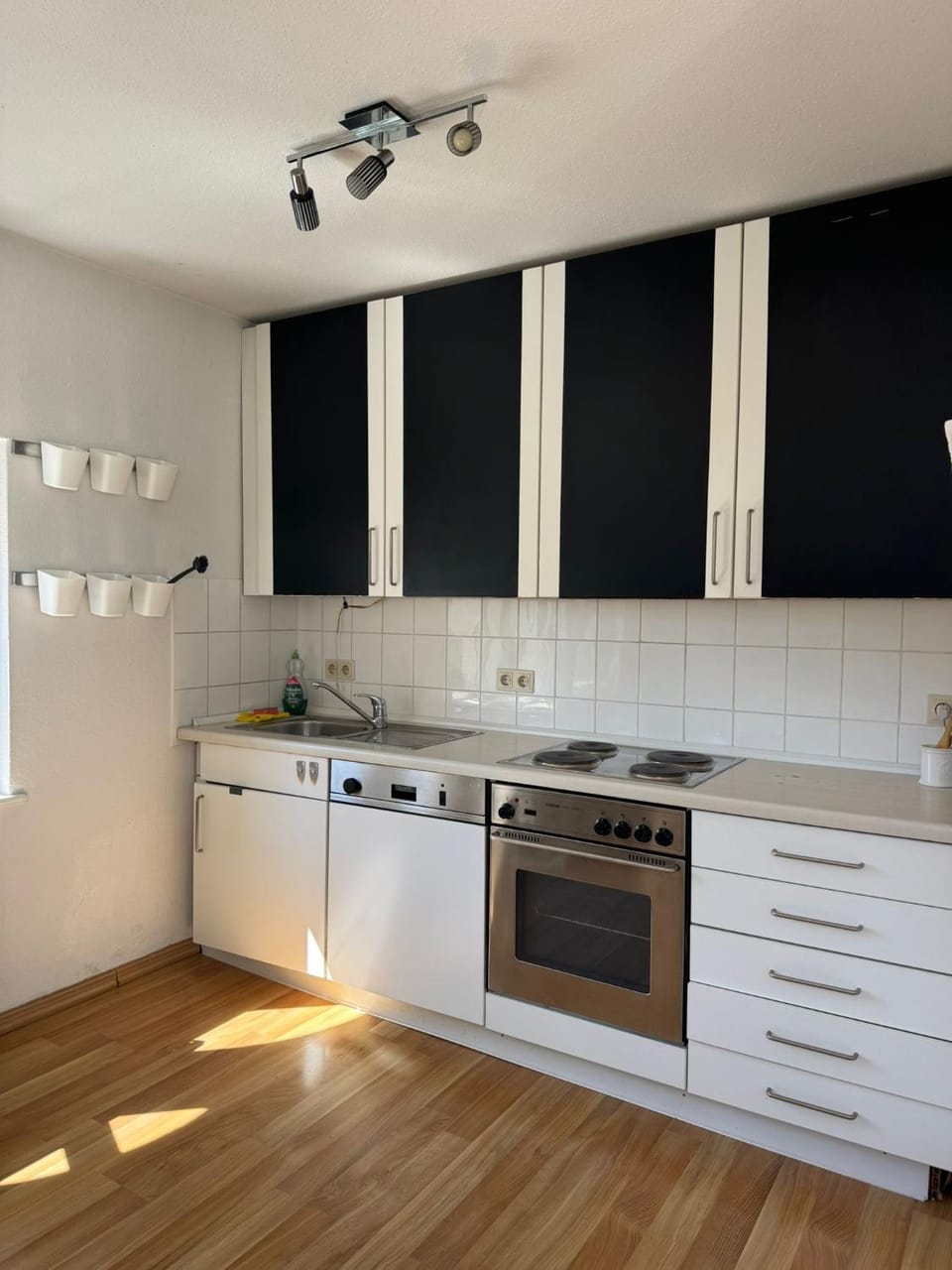 Elegante Altbauwohnung zentral & voll ausgestattet Apartment in Chemnitz