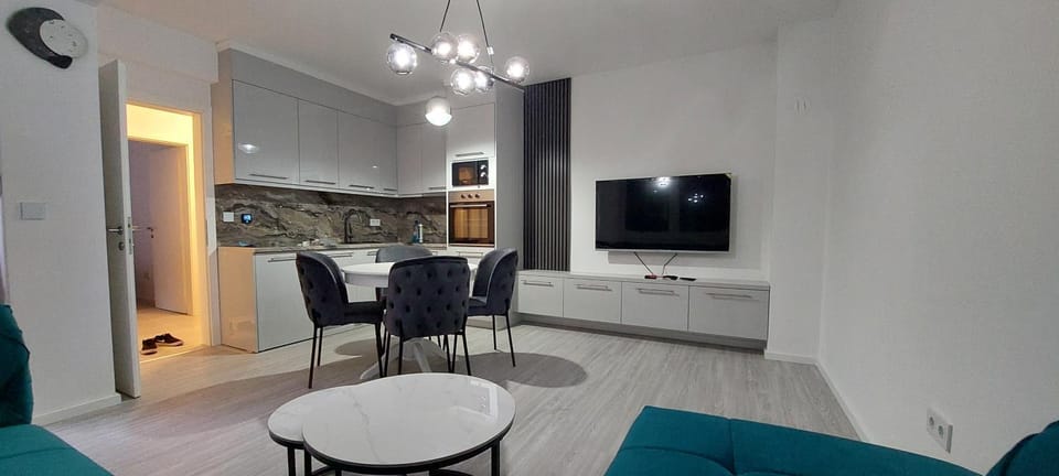 TV and multimedia, Kitchen or kitchenette