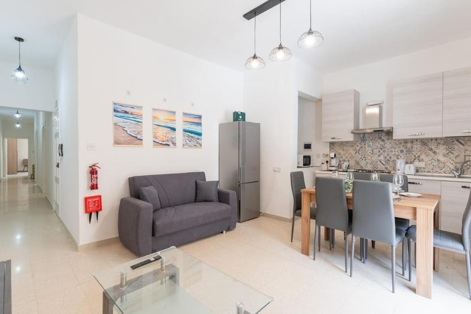 Tempo Suites in St Pauls Apartment in Saint Paul's Bay