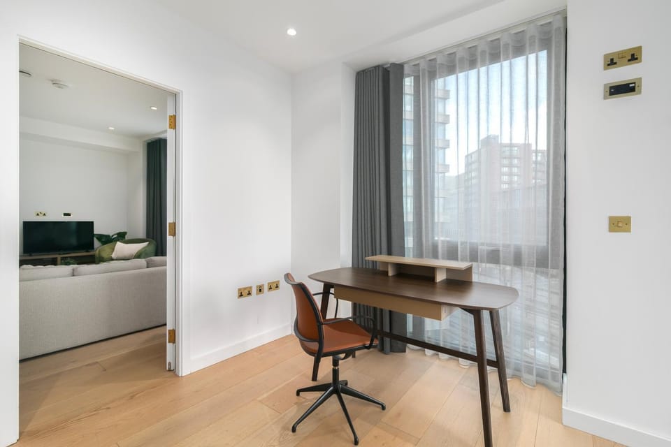 City view 3 bed hotel style apartment, Kings Cross Apartment in London Borough of Islington