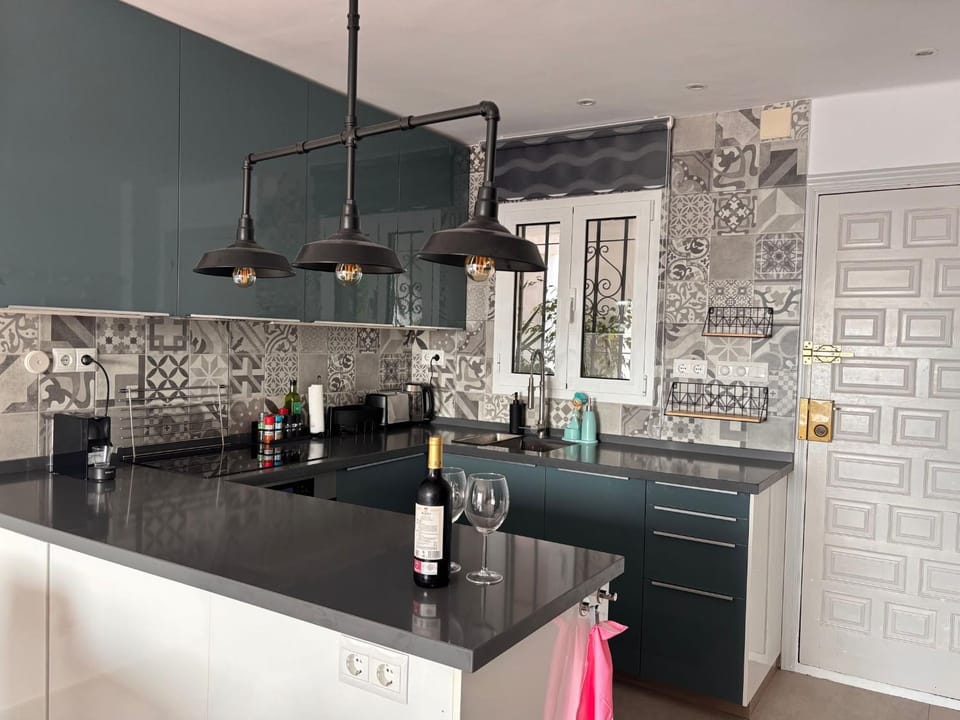 dishwasher, washing machine, washing machine, kitchen, kitchen