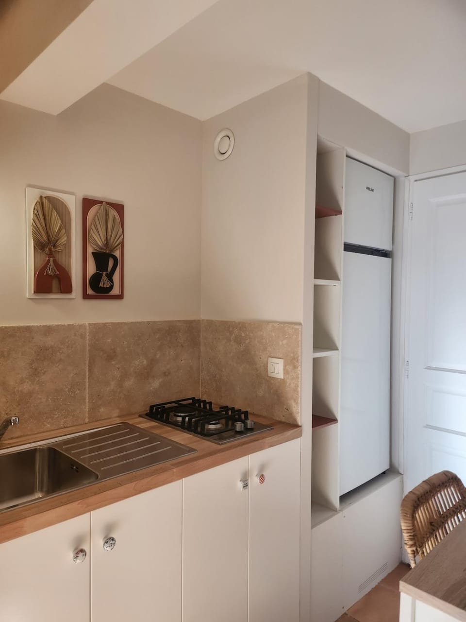 Maisonnette tout confort dans mas camarguais House in Aigues-Mortes