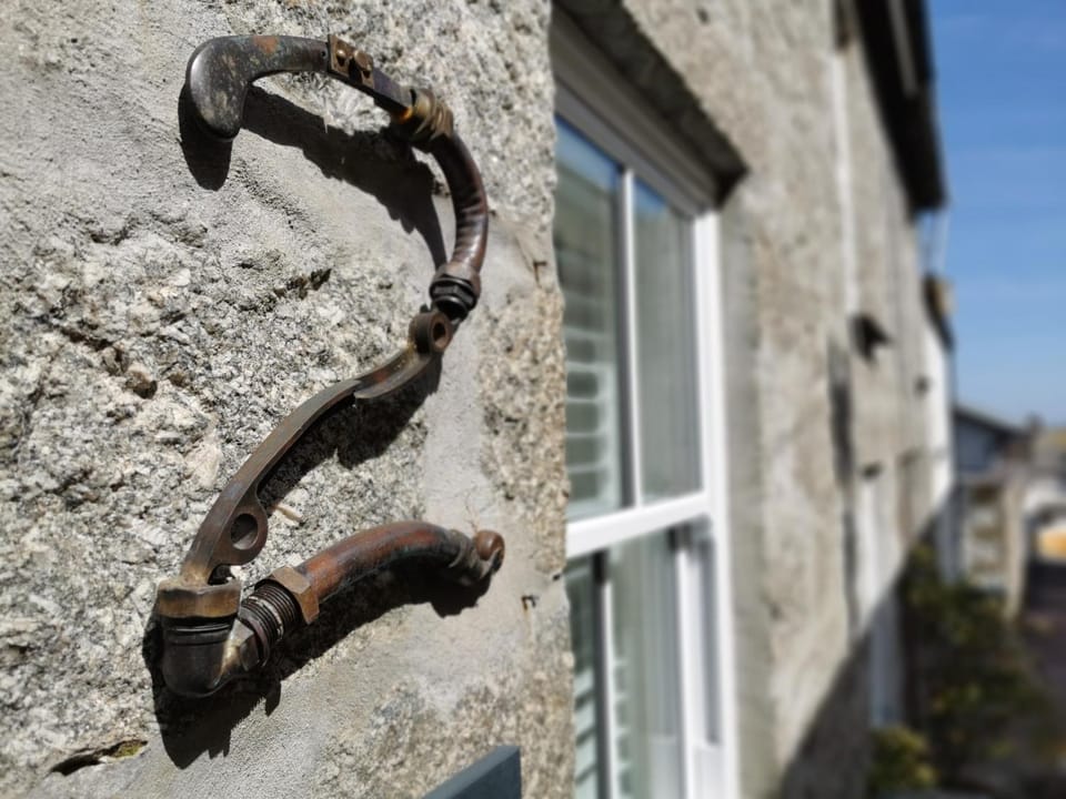 Kara Cottage Beautiful former fisherman's cottage House in Chywoone Hill