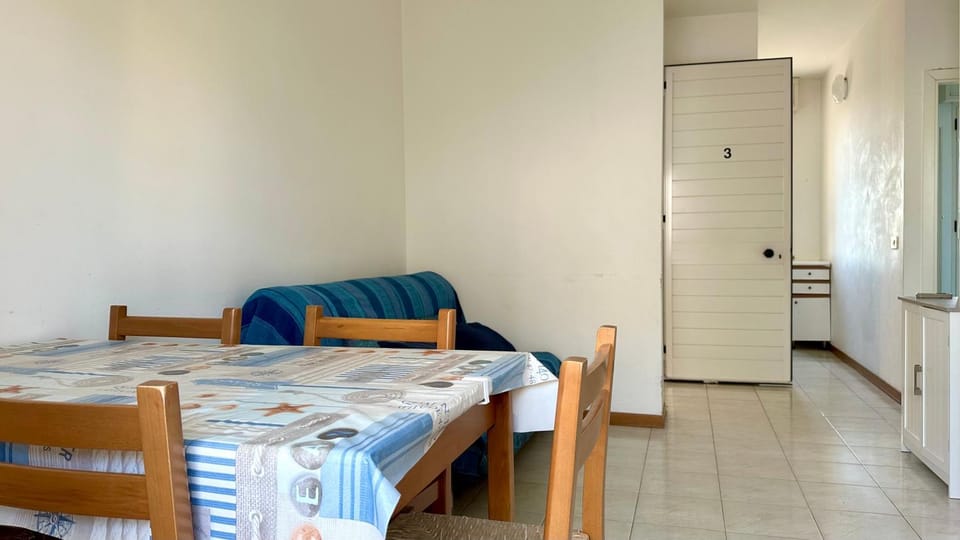 F003 - Fano, comodo trilocale vicino al mare Apartment in Marche