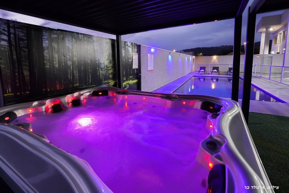 Hot Tub