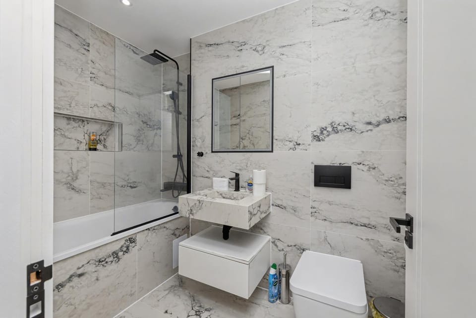 Toilet, Bathroom