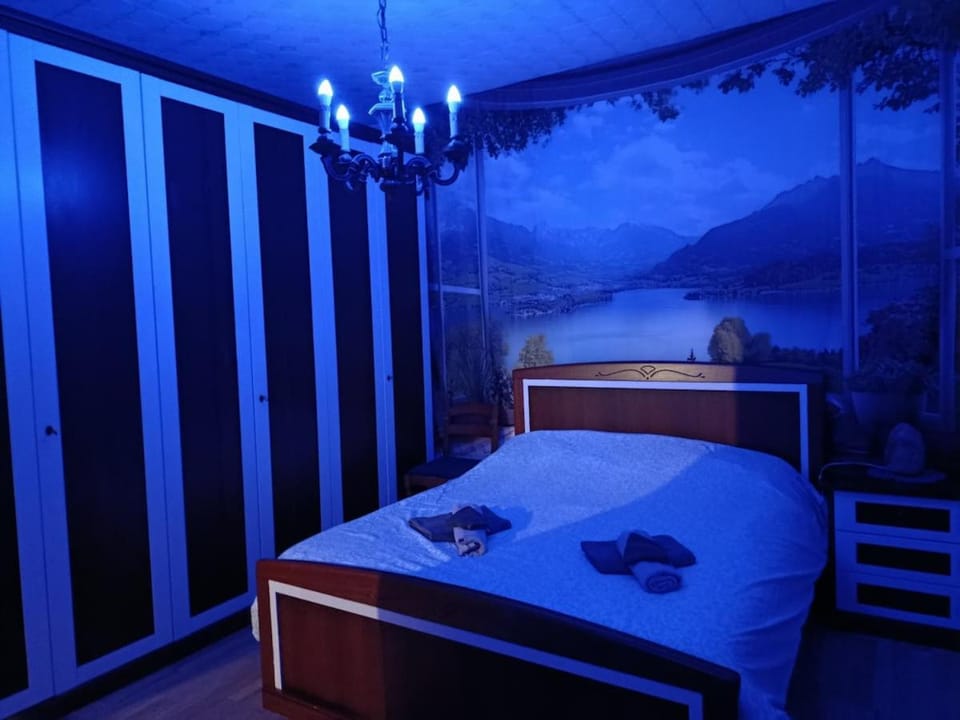 Villa Varano Borghi - Lake House in Lombardy