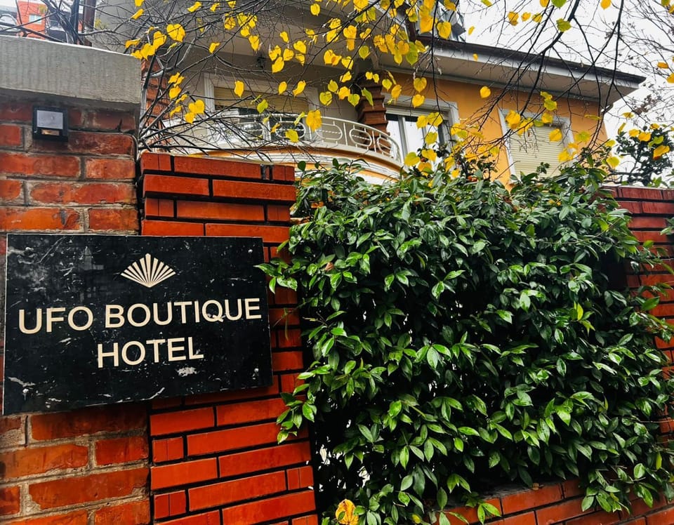 Property logo or sign