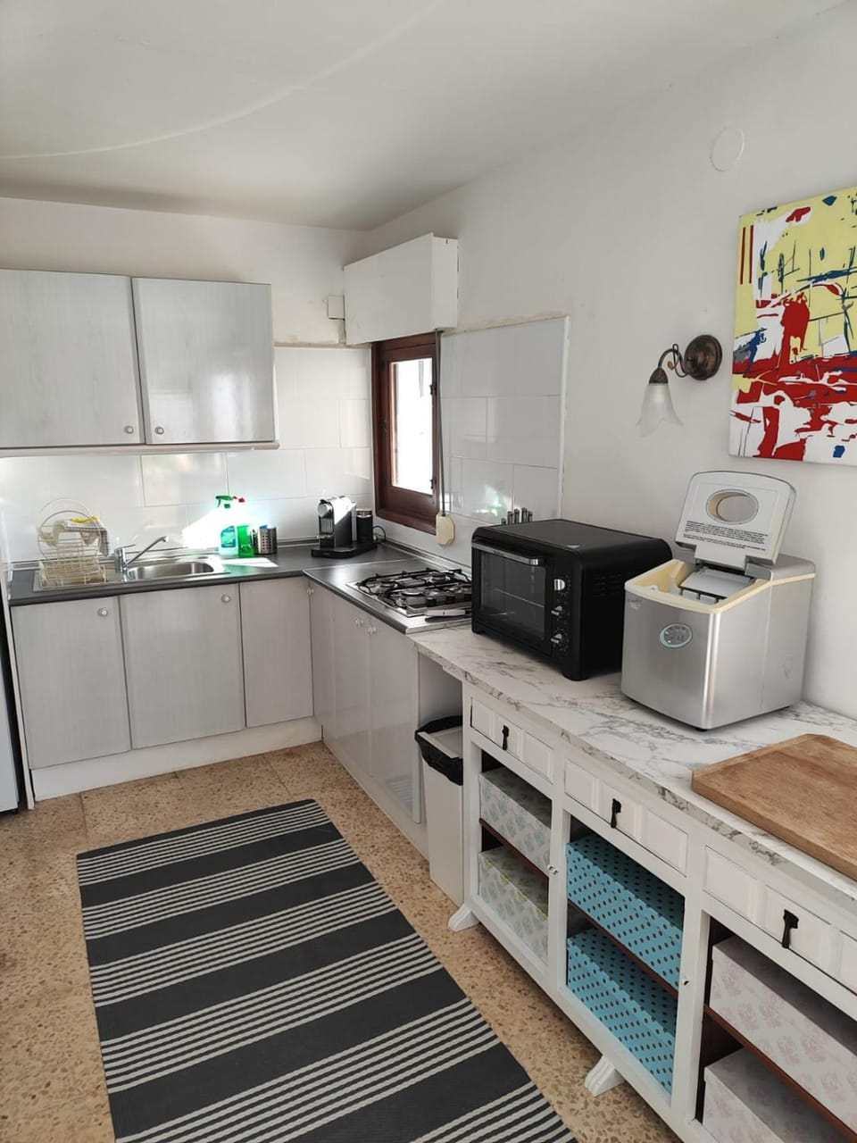 Kitchen or kitchenette, stove