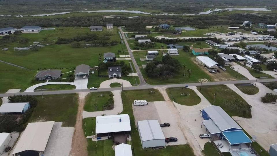 Redfish Bed and Bath House in Port O'Connor