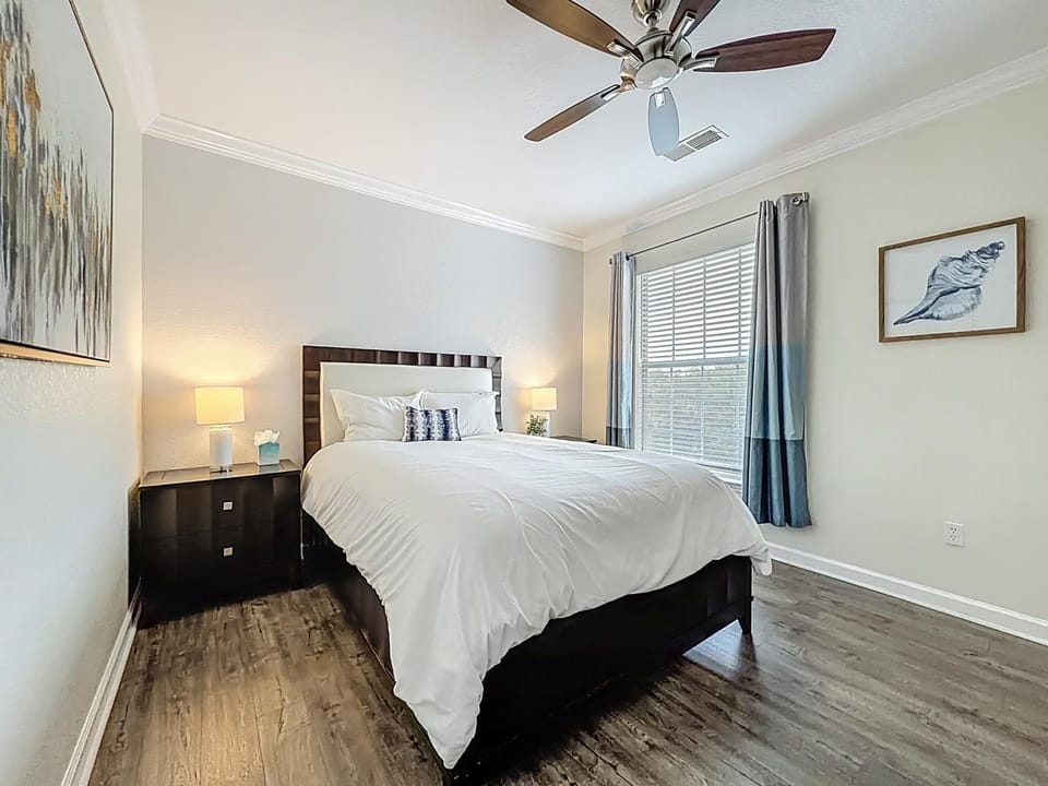 Comfy Tuscana Resort Stay Apartment in Four Corners