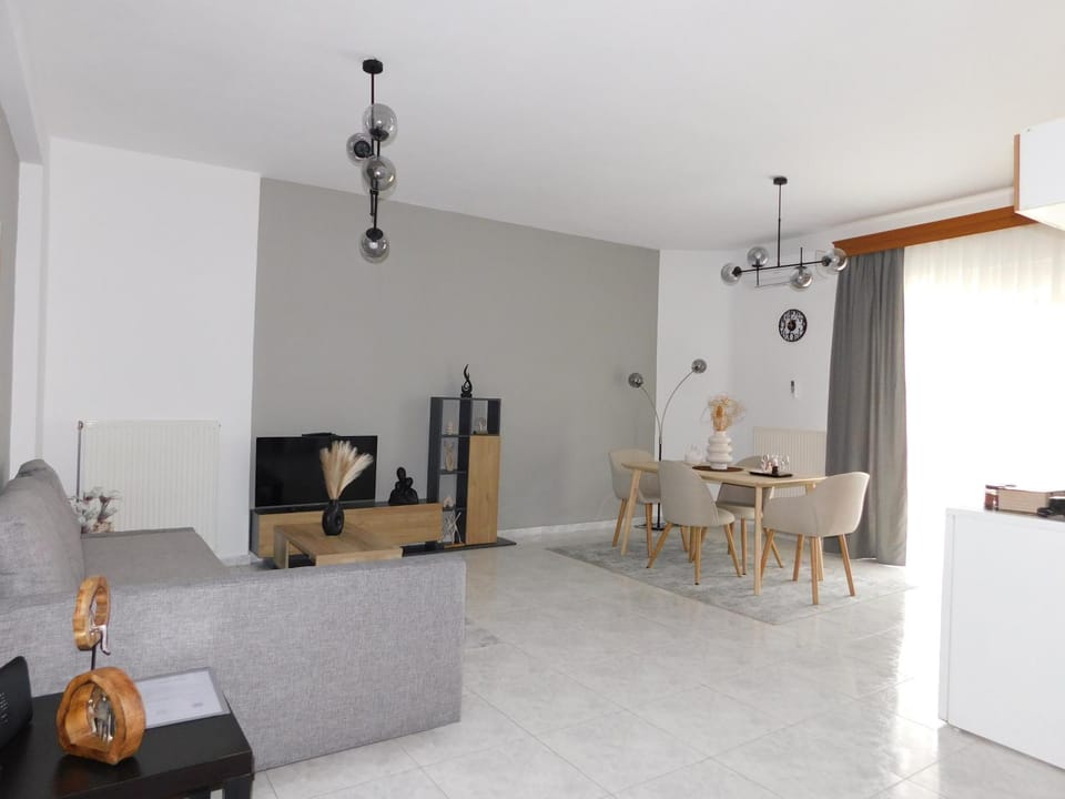 TV and multimedia, Seating area