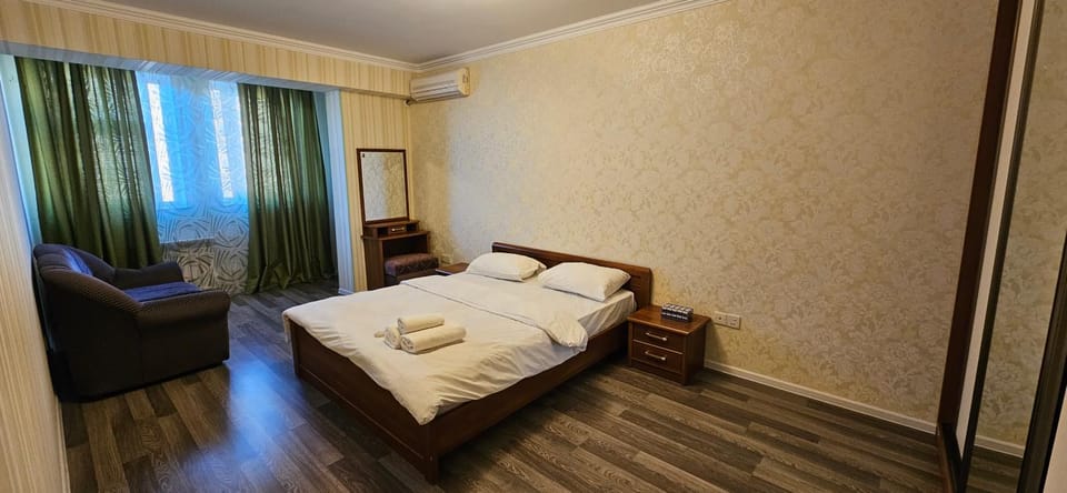 Sea view near Pushkin garden Apartment in Baku