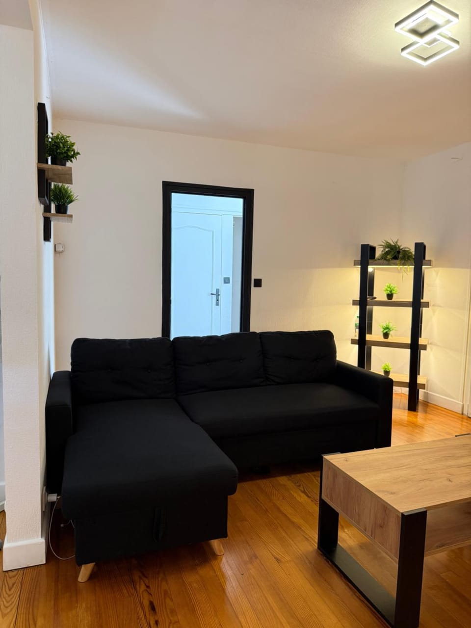 maison moderne en face de la mer House in Arès