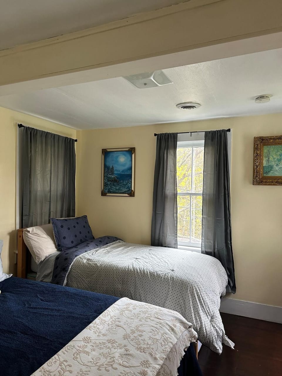 New Leeds listing Near Graces diner and Hudson! House in Capital District, NY, USA