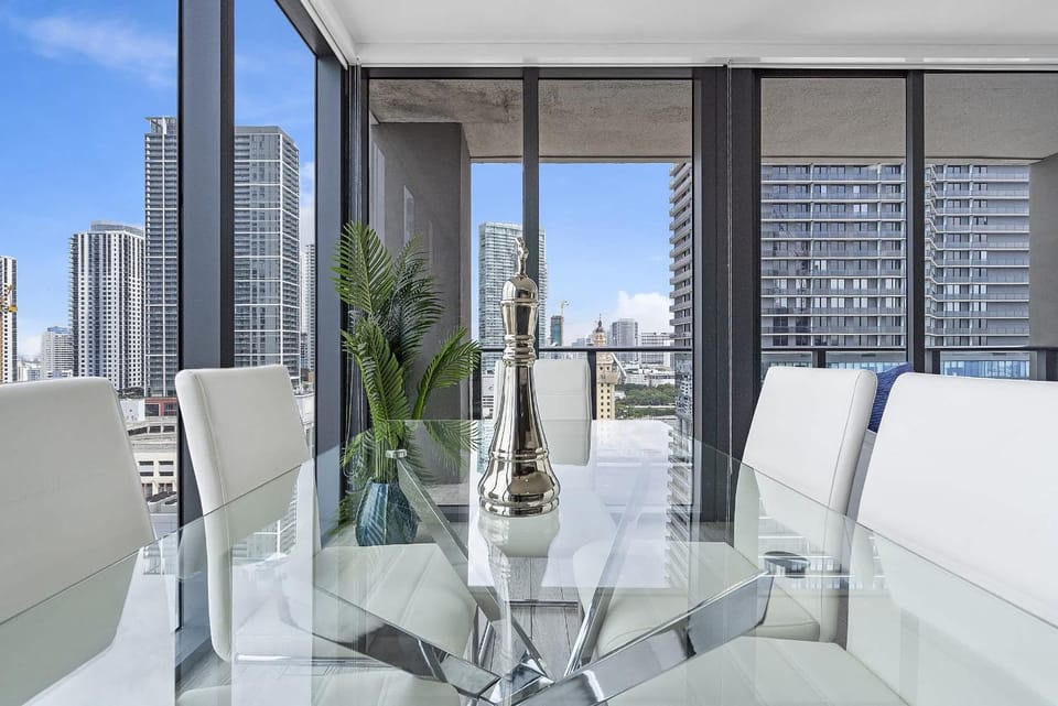 X Lounge VIII-Prime Corner Residence Apartment in Miami