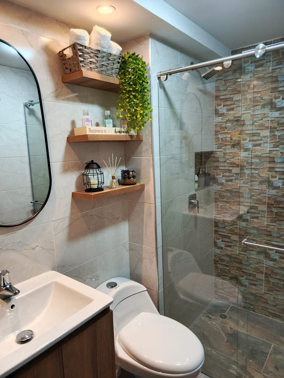 Shower, towels