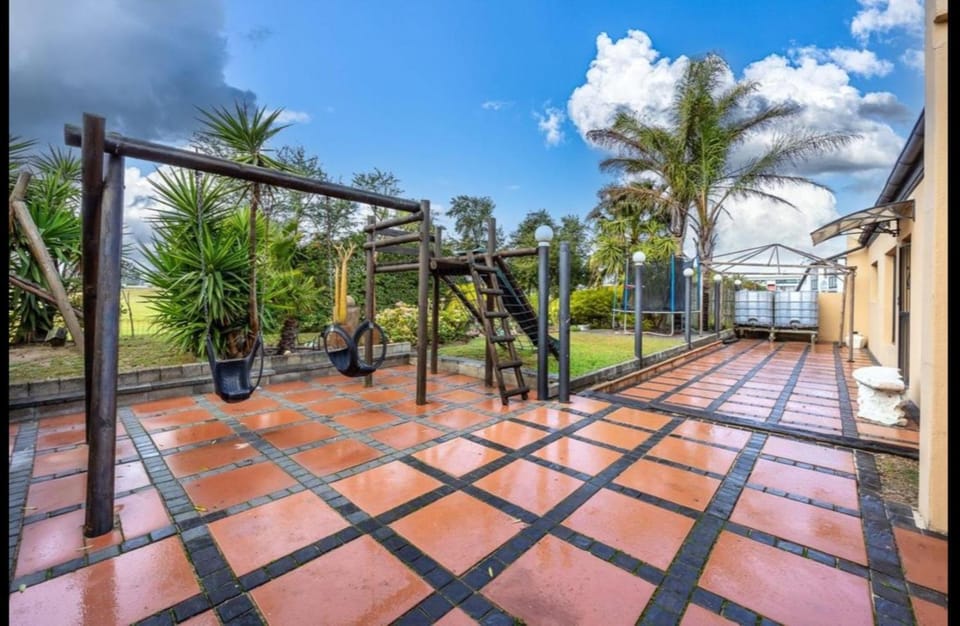 Greens Golf Course Apartment Apartment in Cape Town