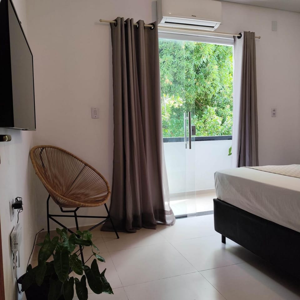 Bed, TV and multimedia, Bedroom, air conditioner
