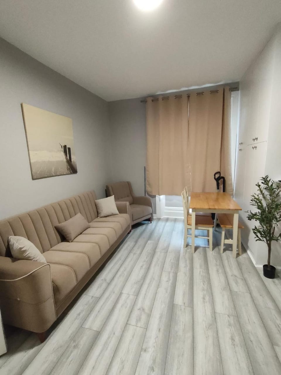 Living room, Seating area, Dining area