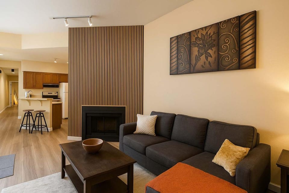 TV and multimedia, Kitchen or kitchenette, Living room, Seating area, minibar