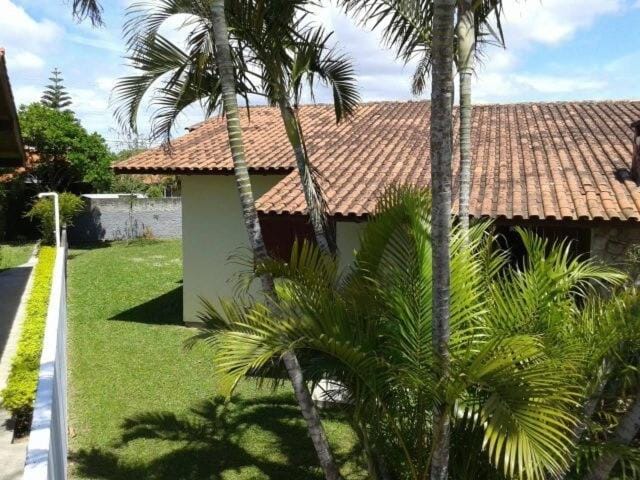 Casa 4 quartos distantes 2 quadras Praia dos Ingleses House in Florianopolis