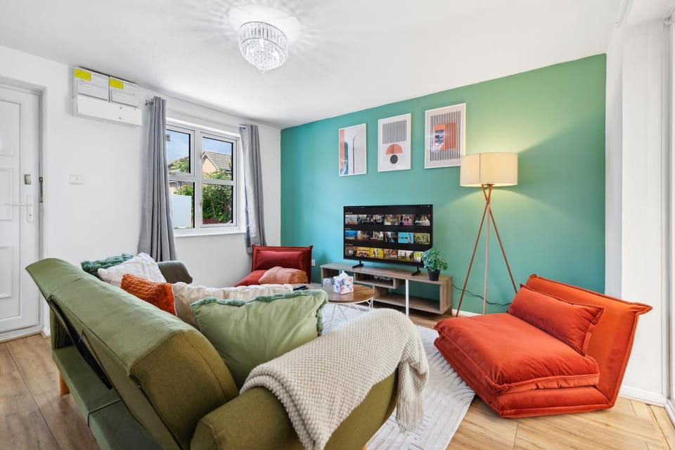 TV and multimedia, Living room, Seating area