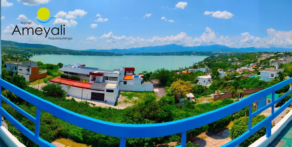 Ameyali Teques Hotel in Tequesquitengo